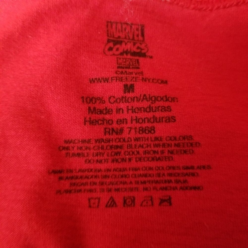 Red MARVEL Tank Top. Size M. - Picture 4 of 4